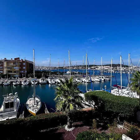 T2 Avec Piscine Et Parking, Animaux Admis - Fr-1-702-75